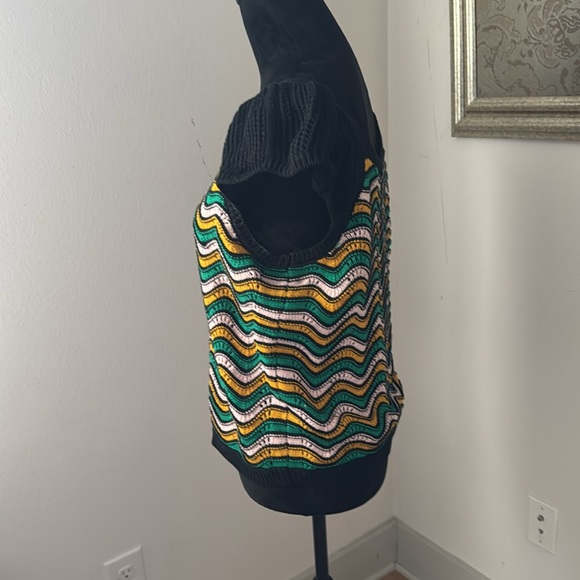 Colorful Wave Pattern Knit Top - Picture 2 of 5